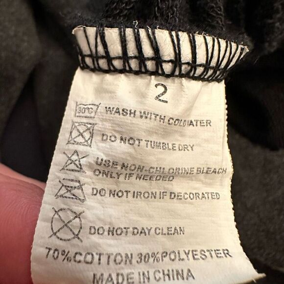 Yellowstone Distressed Logo Graphic Fleece Lined Pullover Sweatshirt Black XL - Picture 4 of 4